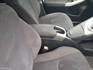 Toyota Prius 2014 - Image 4