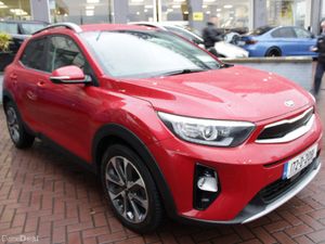 K4 5DR HATCHBACK  // FULL BLACK LEATHER // STUNNIN - Image 2