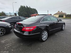 Mercedes-Benz E-Class 220 CDI BLUE EFFICIENCY AVAN - Image 2