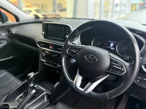 Hyundai Santa Fe 4WD Executive Plus 5DR - Image 2