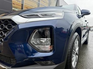 Hyundai Santa Fe 4WD Executive Plus 5DR - Image 3