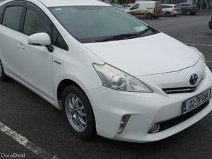 TOYOTA PRIUS 2013 / 1.8 PETROL HYBRID / AUTOMATIC - Image 3