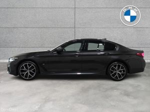 BMW 5-Series 530e M Sport Saloon - Image 4