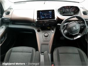 Peugeot Rifter 1.5 BlueHDi 130bhp Auto LWB GT Line - Image 2