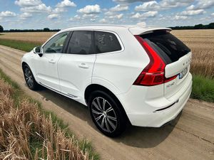 Volvo XC60 T8 (390hp) PHEV Inscription Auto AWD - Image 4