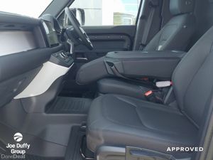 Land Rover Defender Hard Top S D250 - Image 4