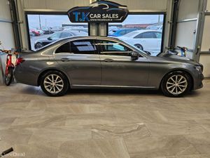 16 MERCEDES-BENZ E-CLASS 200 AVANTGARDE - Image 3