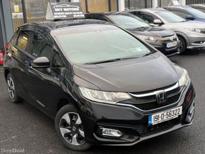 2019 Honda Jazz/Fit  1.5 Hybrid Automatic - Image 3