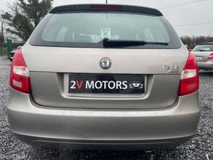 🔵 Skoda Fabia AMBIENTE 1.2 PETROL 70BHP - Image 4