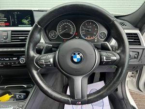 BMW 3-Series 320d M-SPORT COMPETITION // ADAPTIVE - Image 4