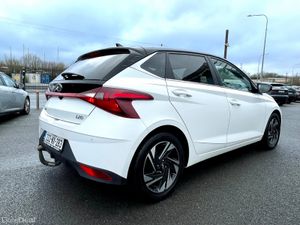 Hyundai i20 Deluxe Plus - Image 4