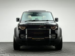 Land Rover Defender 110 S 2.0 SD4 240HP - Image 2