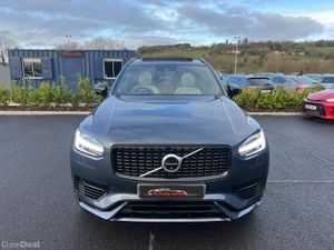 2022 Volvo XC90 R Design T8 Recharge PHEV Pan Roof - Image 3