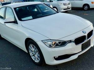 🔵 BMW 320i Petrol Automatic - Image 2