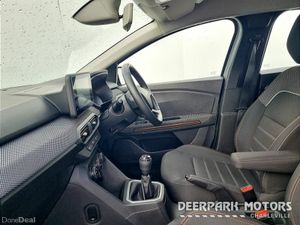 Dacia Sandero Stepway TCe 90 STEPWAY Comfort - Image 4