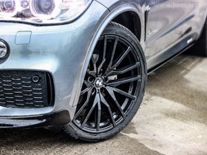 2015 BMW X5 30D M-SPORT - Image 2