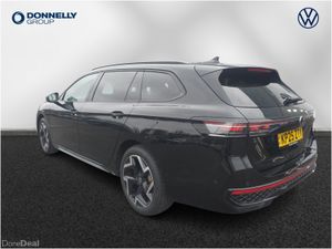 Volkswagen Passat Estate R-Line - Image 4