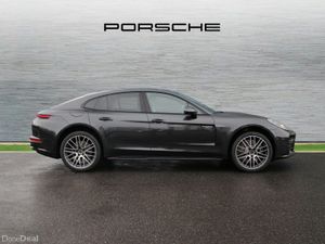 Porsche Panamera 4 E-Hybrid - Image 4