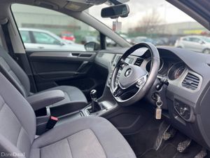 VW GOLF SV, 2016, 1.6 TDI, MANUAL,  VERY LOW KMS - Image 4
