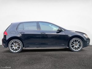 Volkswagen Golf 2016 1.4L - HIGHLINE - Image 2