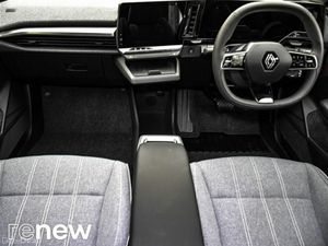 Renault Megane E-Tech Techno EV 60kWh Auto - Image 3