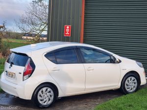 Toyota Aqua 2016 hybrid.  Automatic  €7990 - Image 3