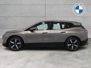 BMW iX xDrive40 M Sport - Image 4