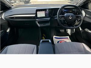 Renault Megane E-Tech EV60 220hp Techno Red / Blac - Image 4