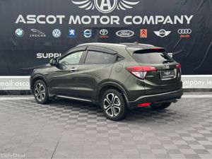 Honda Vezel Hybrid - Image 2