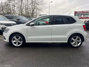 Volkswagen Polo 1.2 PETROL HIGHLINE AUTO - Image 4