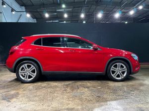 Mercedes-Benz GLA 1.6L AUTOMATIC - HALF BLACK LEAT - Image 3