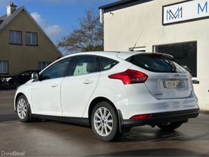 Ford Focus TITANIUM 1.5 TD 95PS 6SPEED 4DR - Image 4