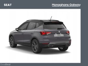 SEAT Arona IN STOCK. READY FOR IMMEDIATE DELIVERY - Image 2
