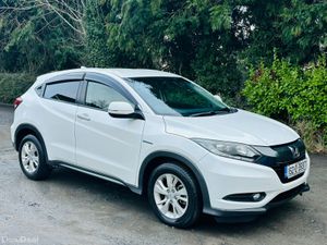 Honda Vezel 2015 1.5 Hybrid Auto - Image 3