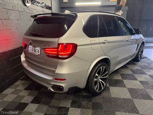 172 BMW X5 25D M-Sport Pro / M Performance 7 Seat - Image 3