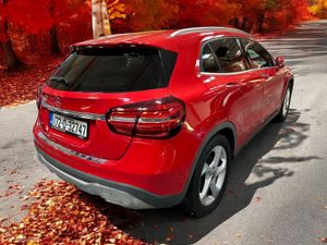 Mercedes-Benz GLA 180 STYLE Auto Petrol Low miles - Image 2