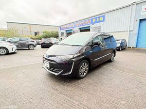 Toyota Estima 2.4 hybrid 7 Seater - Image 3