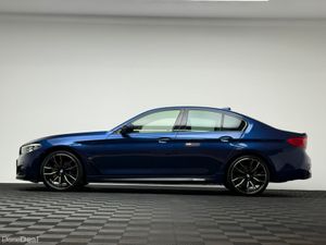 BMW 5-Series 530E M SPORT *HUGE SPEC* - Image 4