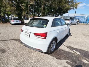 Audi A1 1.0 TFSI Automatic 2016 - Image 4