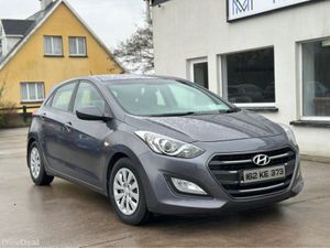 Hyundai i30 1.4 PETROL CLASSIC 5DR - Image 3