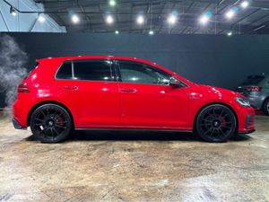 Volkswagen Golf GTI 2.0 AUTOMATIC - Image 3