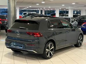 Volkswagen Golf 1.5 TSI DSG STYLE NEW MODEL=PAN RO - Image 3