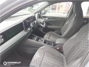 Volkswagen Tiguan Diesel Estate R-Line - Image 3