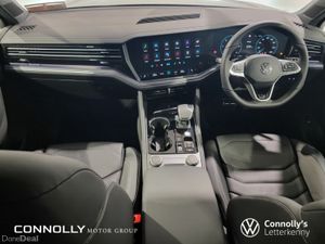 Volkswagen Touareg 3.0TDI 231HP R LINE 4M DSG - Image 4