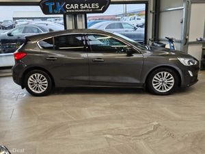 19 FORD FOCUS AUTOMATIC TITANIUM EDITION - Image 2