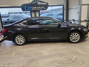 18 SKODA SUPERB STYLE AUTOMATIC - Image 2