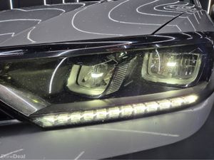 Volkswagen Passat HIGHLINE 2.0 TDI MANUAL 6SPEED F - Image 2