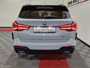 BMW X3 30E M SPORT X-DRIVE AUTOMATIC **ONE OWNER / - Image 4