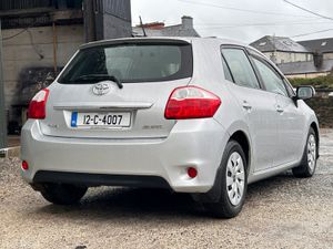 Toyota Auris 2012 1.4 diesel - Image 4