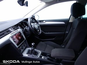 Volkswagen Passat 2.0 TDI 150HP Comfortline - Image 4